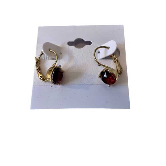 Pretty Vintage Faux Ruby & Gold Toned Leverback Earrings. Generous Sized Stone. - Picture 5 of 5